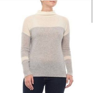 100% Cashmere Tahari Pure Lux Sweater Size S